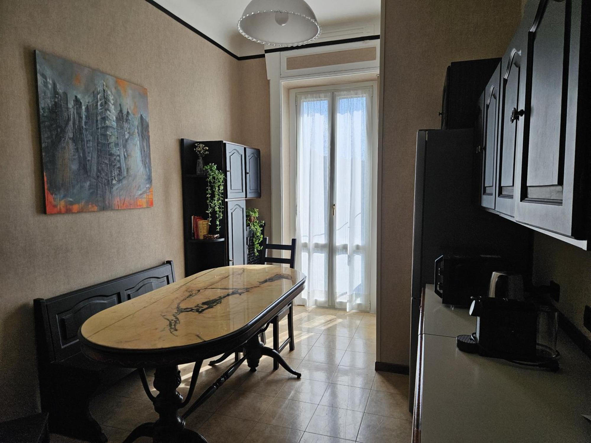 Homegallery - Elegante Appartamento Milanese Exterior photo