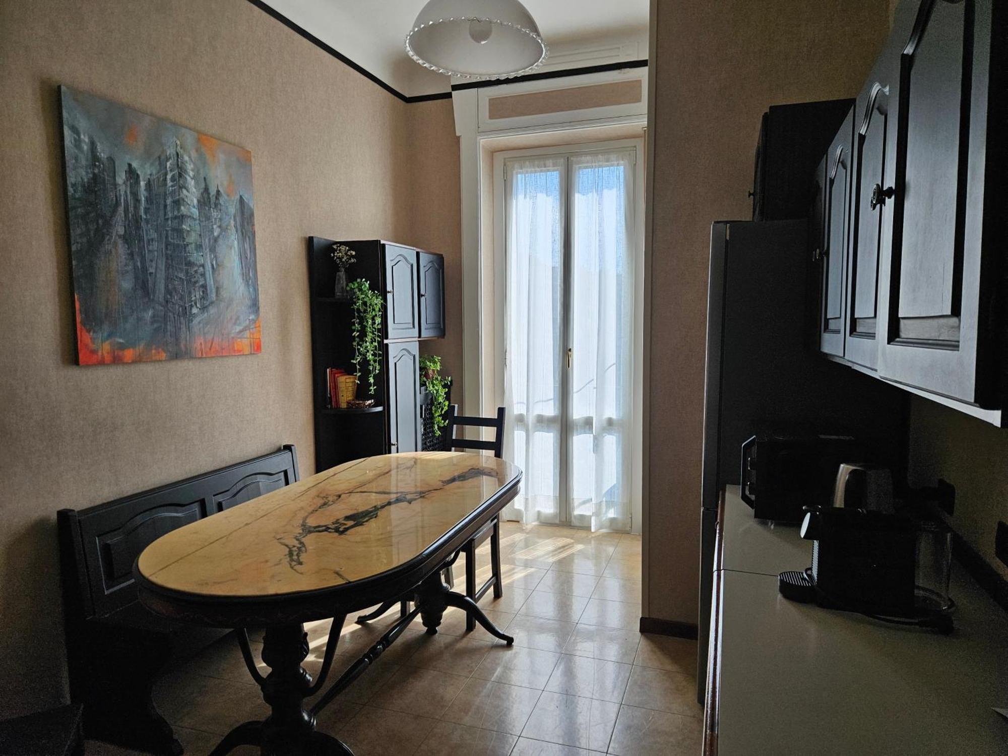 Homegallery - Elegante Appartamento Milanese Exterior photo